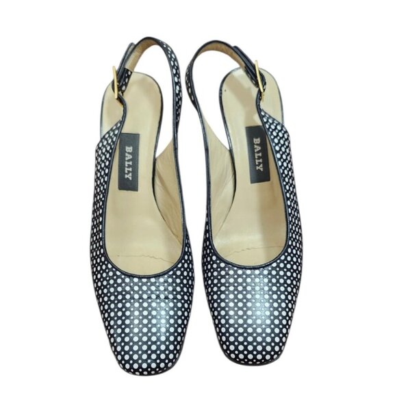 Sold - Picture 2 of 13